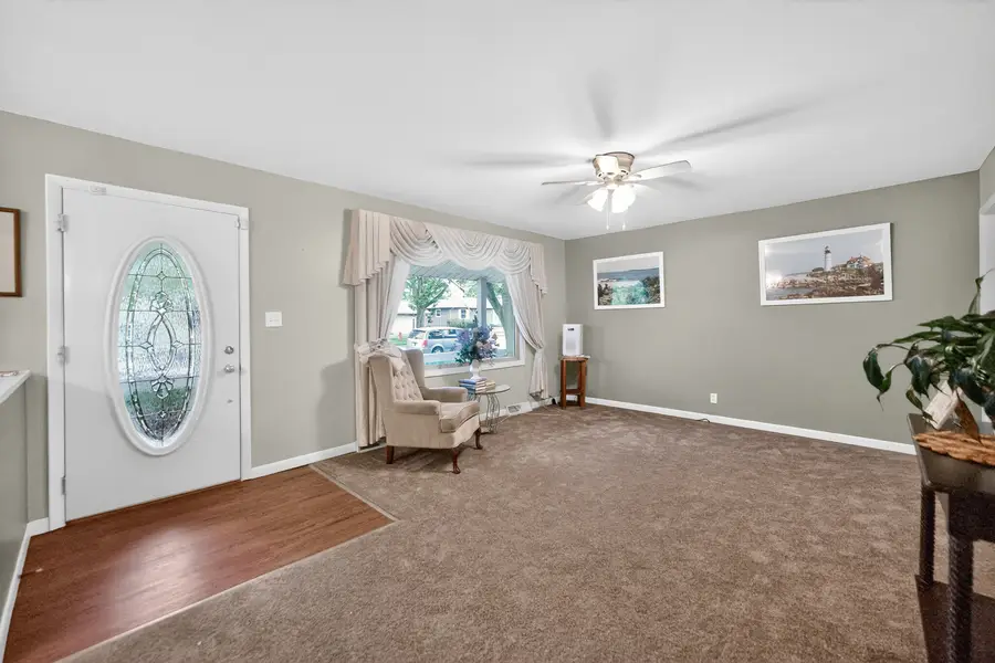 633 Emmert Drive, Sycamore, IL 60178 - #3