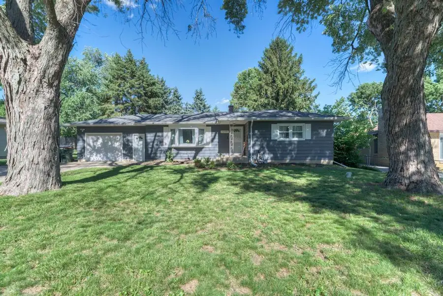 22557 S Carrie Avenue, Channahon, IL 60410 - #2