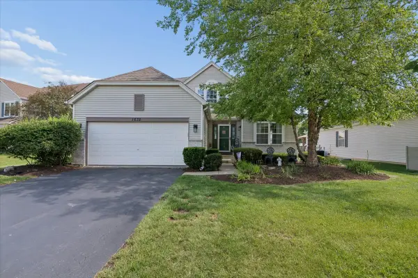 1632 Tall Oaks Drive, Plainfield, IL 60586