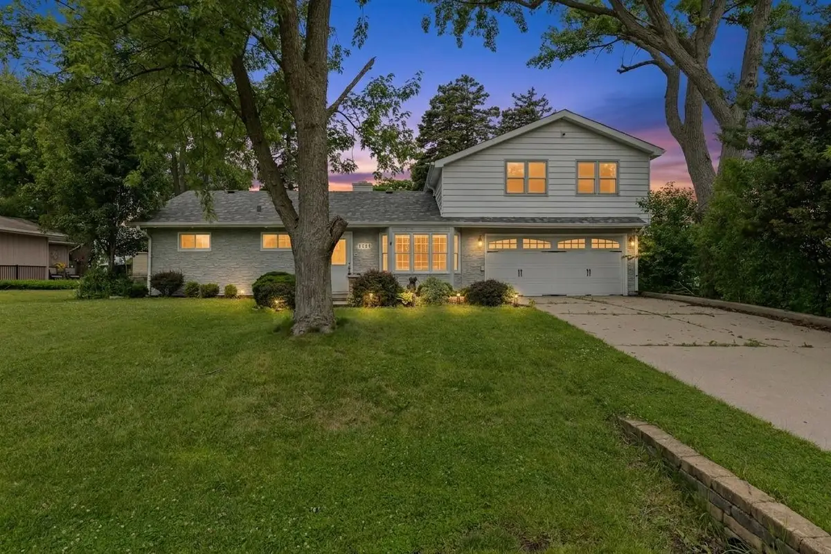 5524 S Bruner Street, Hinsdale, IL 60521 - #1