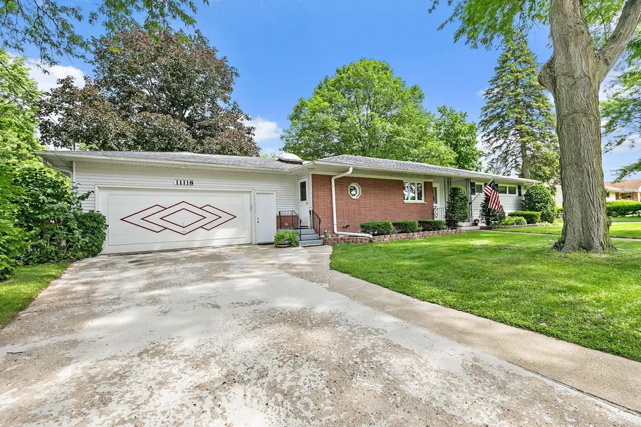 11118 Lincoln Street, Huntley, IL 60142 - #3