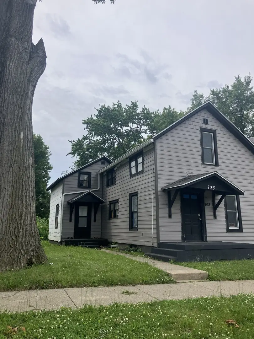 708 W Jefferson Street W, Bloomington, IL 61701 - #2