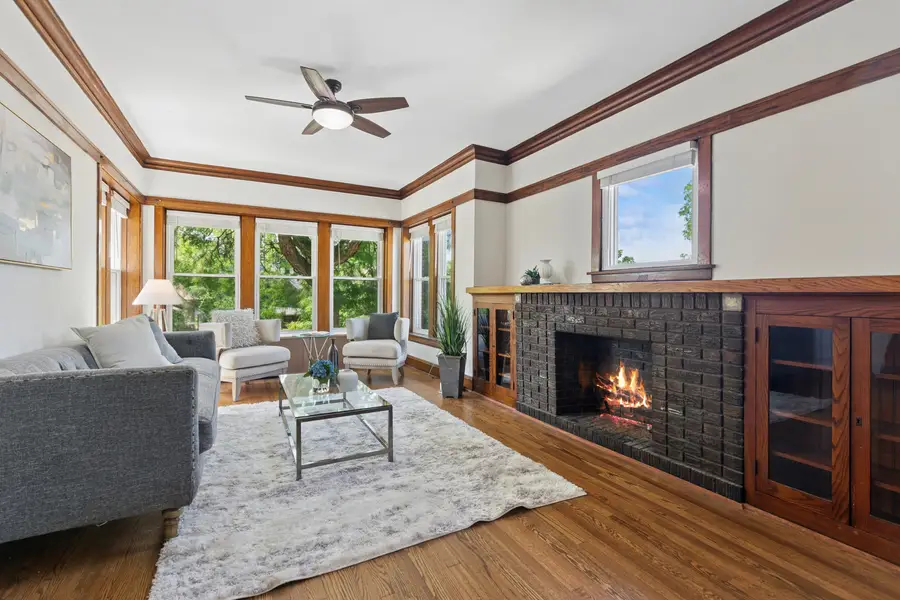 4908 W Pensacola Avenue, Chicago, IL 60641 - #2