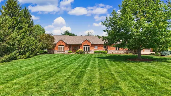 200 Riverbend Boulevard, Mahomet, IL 61853