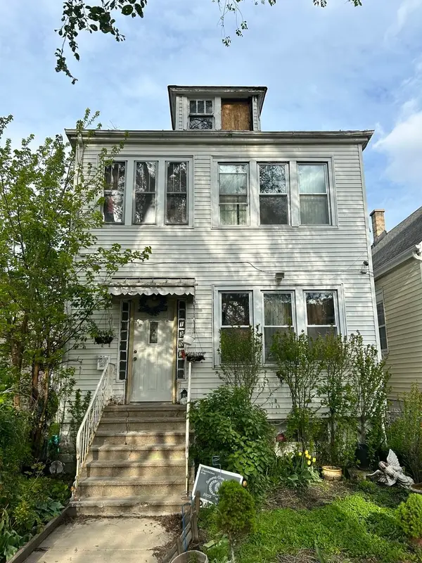 1305 S 51st Avenue, Cicero, IL 60804
