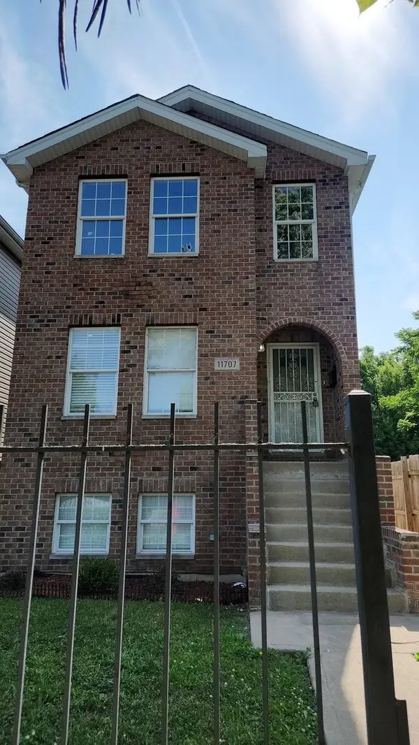 11707 S Morgan Street, Chicago, IL 60643