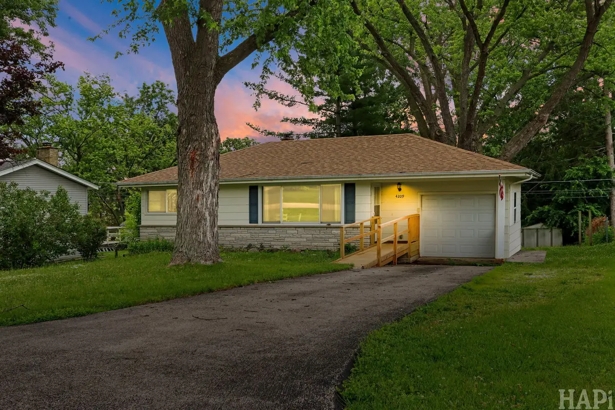 4209 Ponca Street, McHenry, IL 60050 - #1