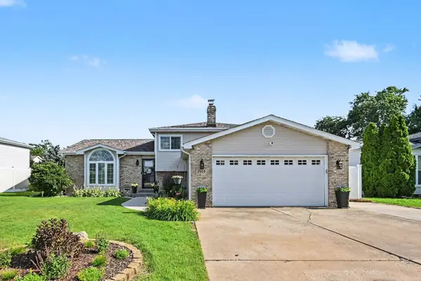 2509 Waterford Drive, Crest Hill, IL 60403