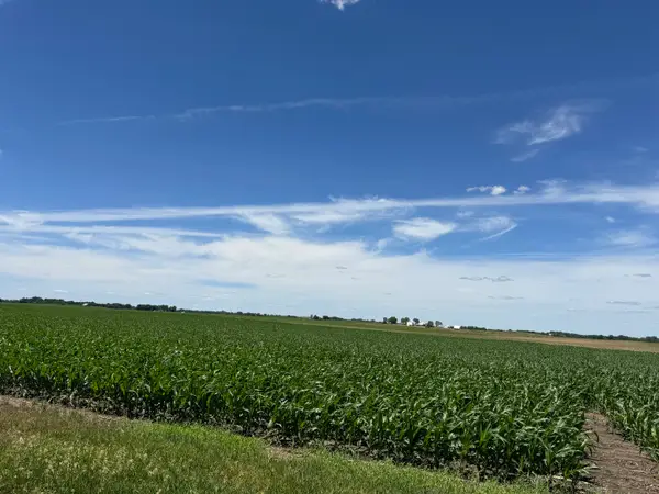 000 2120th Avenue N, Atkinson, IL 61235