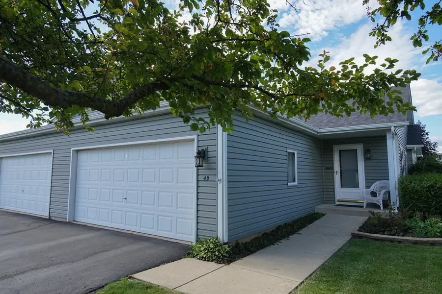 49 S Walnut Drive, North Aurora, IL 60542 - #2