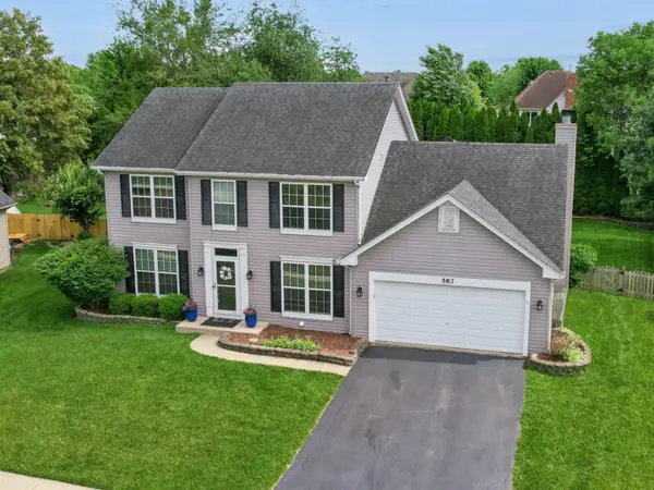 567 Lakeview Drive, Oswego, IL 60543