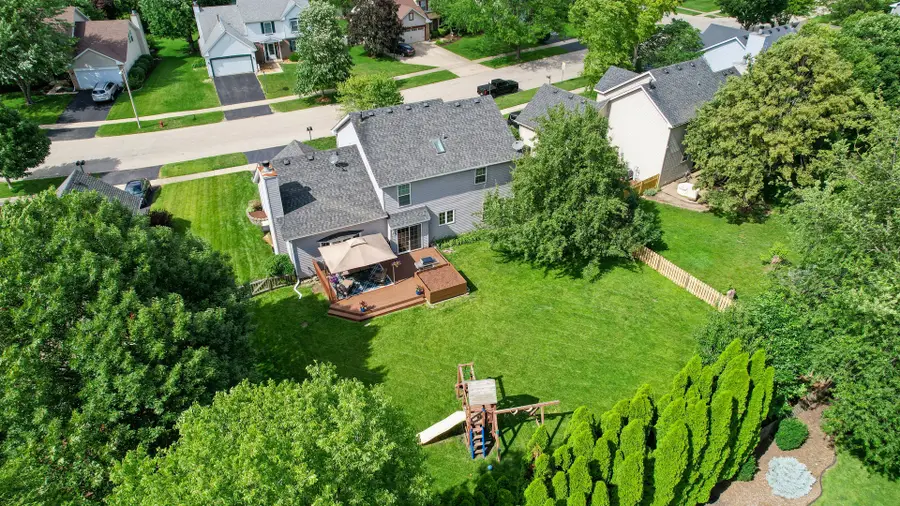 567 Lakeview Drive, Oswego, IL 60543 - #2