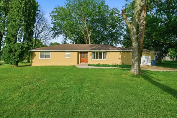 201 N Vermillion Street, Troy Grove, IL 61372