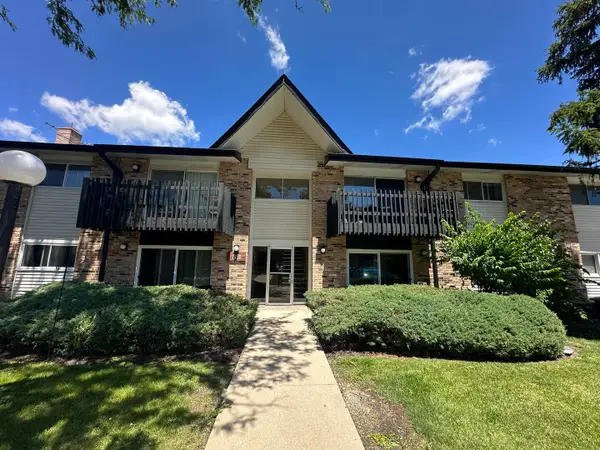 5B Kingery Quarter #206, Willowbrook, IL 60527