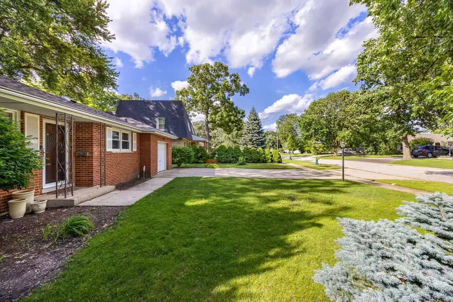712 Spring Street, Roselle, IL 60172 - #2