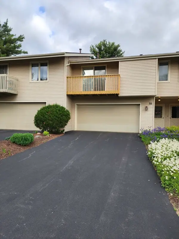 4657 High Point Drive #32, Rockford, IL 61114