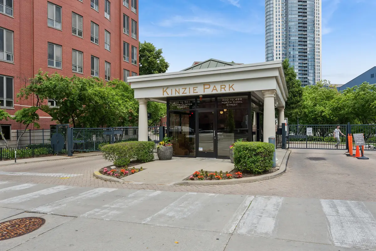 473 N Clinton Street, Chicago, IL 60654 - #1