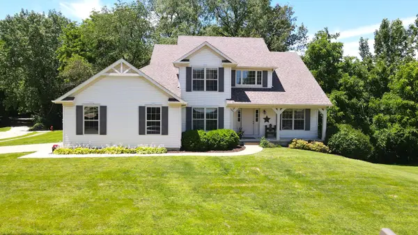 1606 E 5th Street, Coal Valley, IL 61240