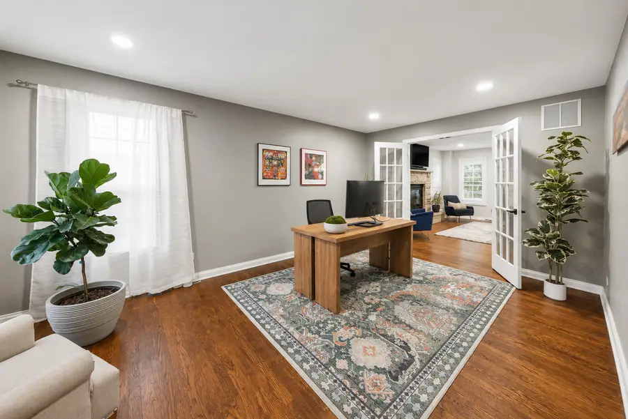 827 Birch Avenue, Downers Grove, IL 60515 - #2