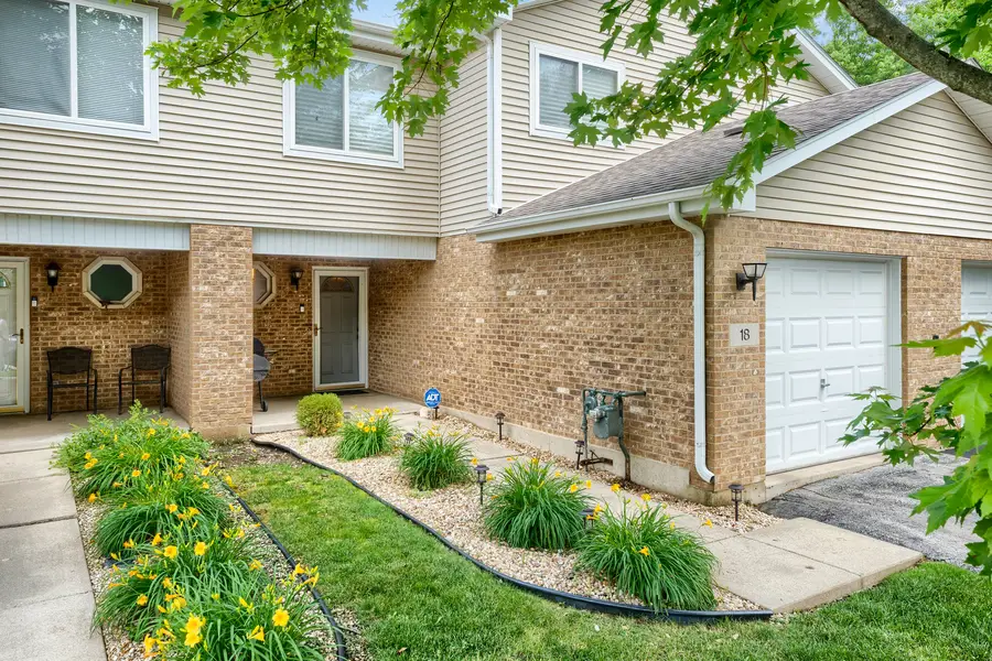 18 Forest Wood Lane, Park Forest, IL 60466 - #2