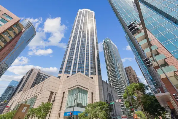 512 N Mcclurg Court #1608, Chicago, IL 60611