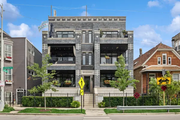 1632 W Diversey Parkway #3W, Chicago, IL 60614