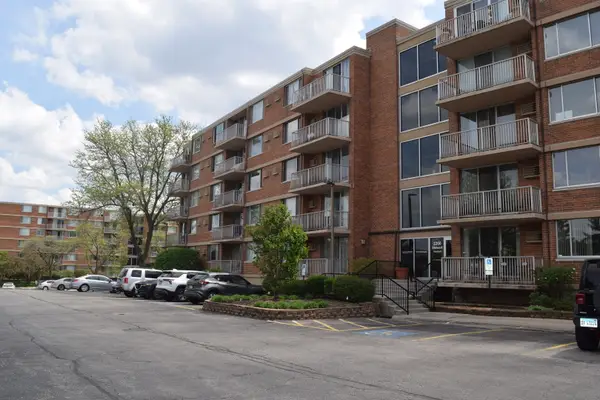 2200 S Stewart Avenue #2F, Lombard, IL 60148