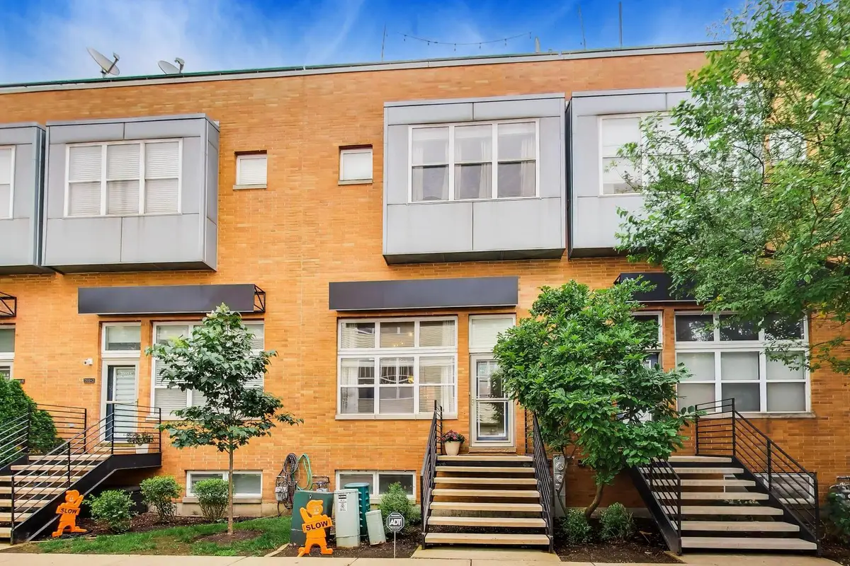 2555 W Moffat Street #D, Chicago, IL 60647 - #1