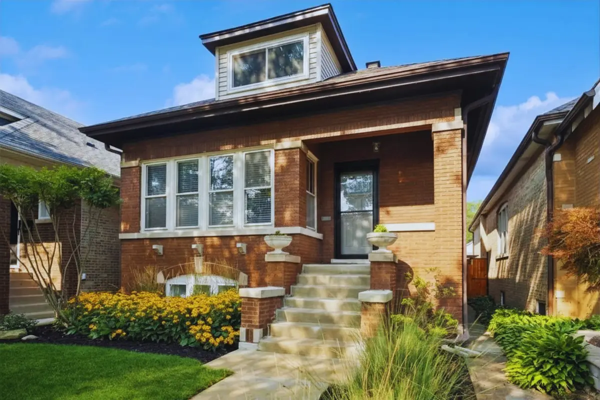6210 N Moody Avenue, Chicago, IL 60646 - #1