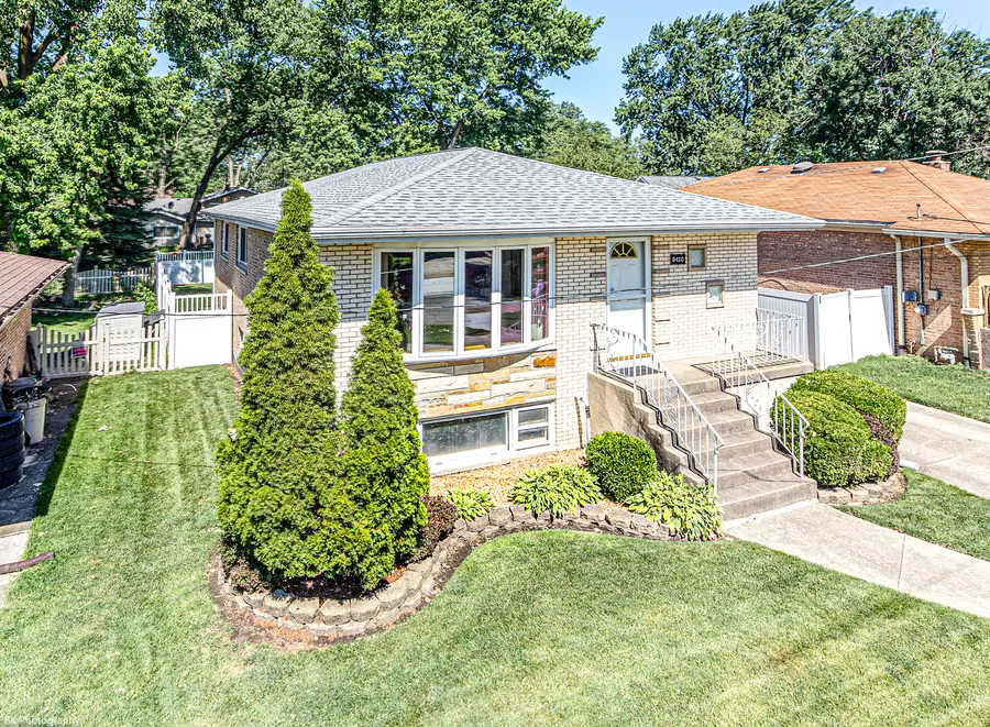 8410 Lawler Avenue, Burbank, IL 60459 - #2