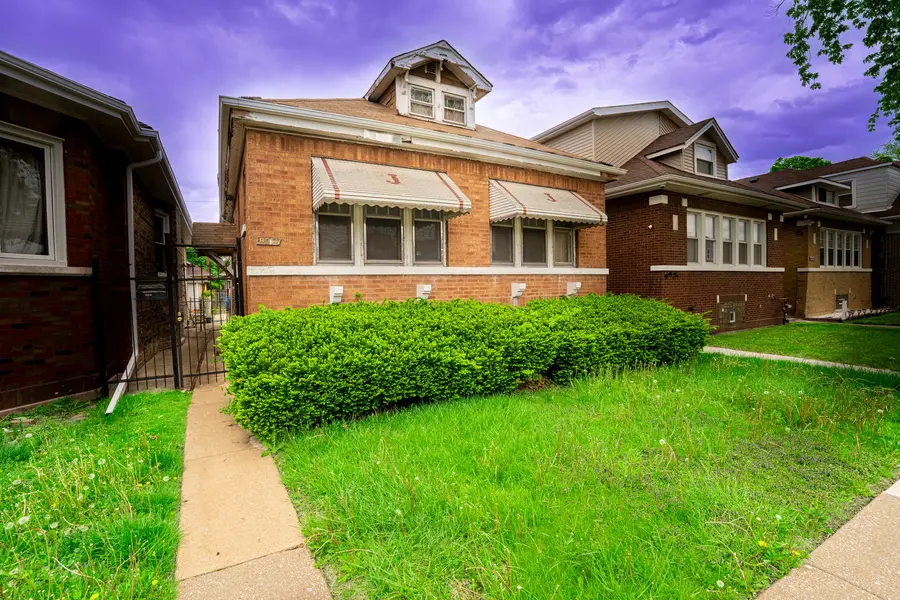 8014 S Perry Avenue, Chicago, IL 60620 - #2