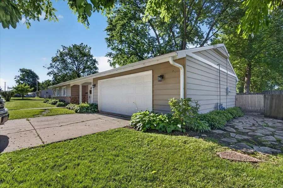 3735 Highcrest Road, Rockford, IL 61107 - #3