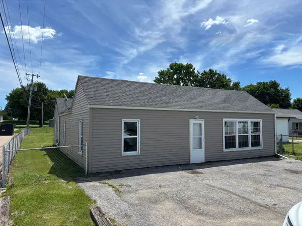 104 5th Street, Colona, IL 61241