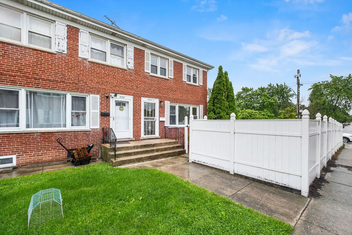 9342 Noel Avenue #A, Des Plaines, IL 60016 - #1