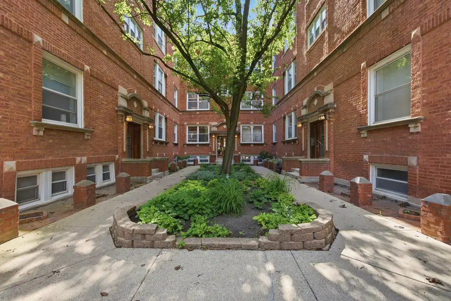 Address Withheld By Seller, Chicago, IL 60640 - #2