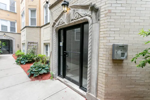 1430 N Maplewood Avenue #402, Chicago, IL 60622
