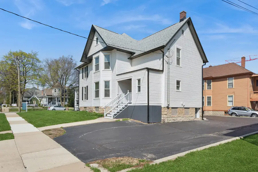 323 S Hale Street, Wheaton, IL 60187 - #3