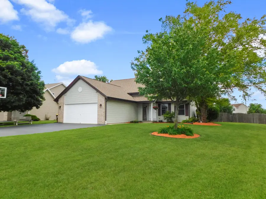 1633 Wildwind Court, Rockton, IL 61072 - #3