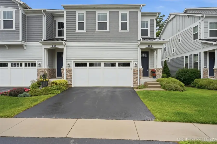 656 Riverbank Drive, Geneva, IL 60134 - #2