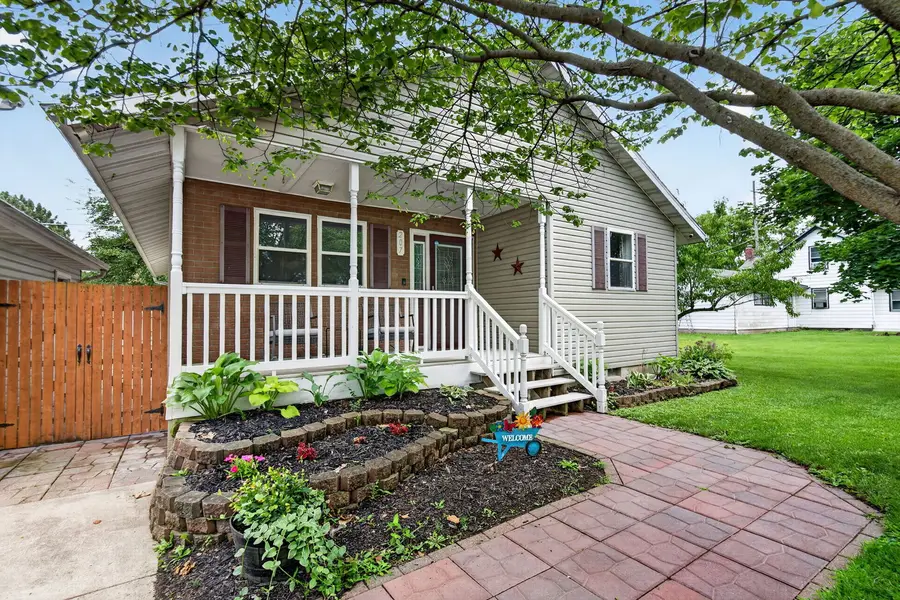 207 E Main Street, Cornell, IL 61319 - #2