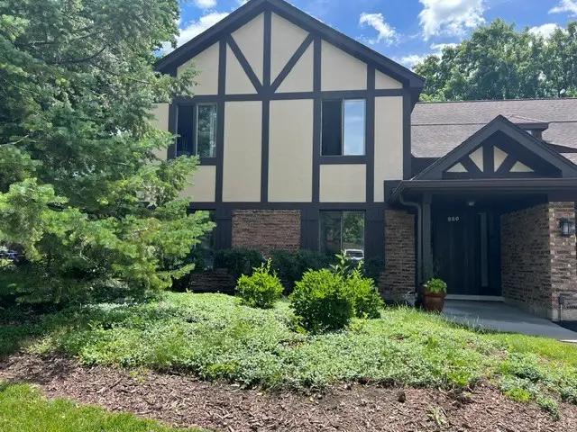 880 Johnstown Lane #B, Wheaton, IL 60189 - #2
