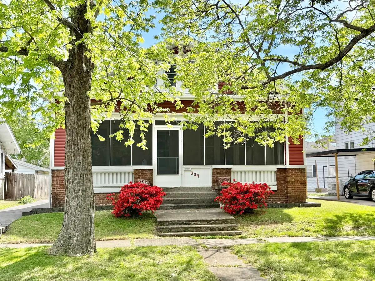 309 Leafland Avenue, Centralia, IL 62801 - #1