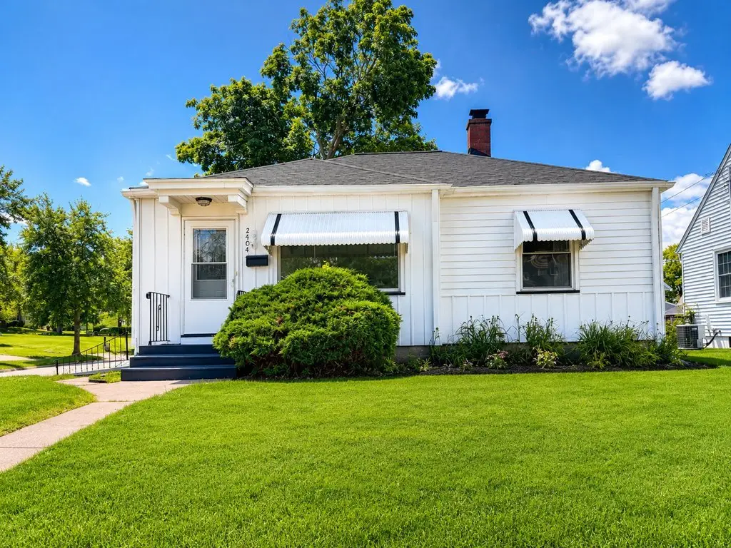 2404 Myrtle Street, Davenport, IA 52804 - #1