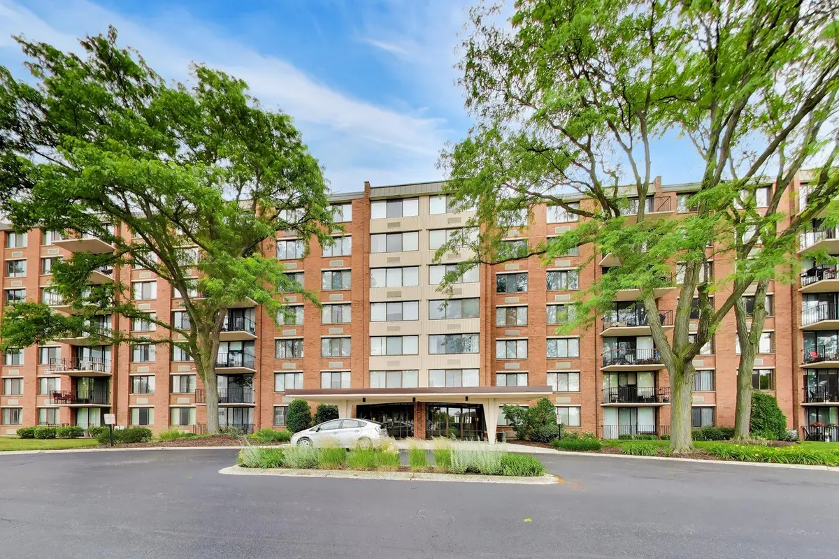 2000 Saint Regis Drive #7N, Lombard, IL 60148 - #1