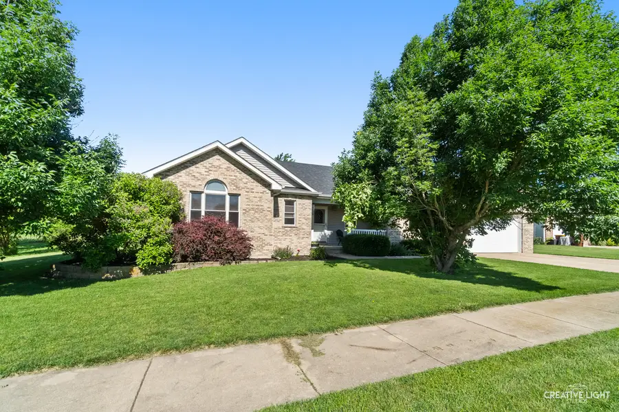 210 Wabansi Trail, Paw Paw, IL 61353 - #2