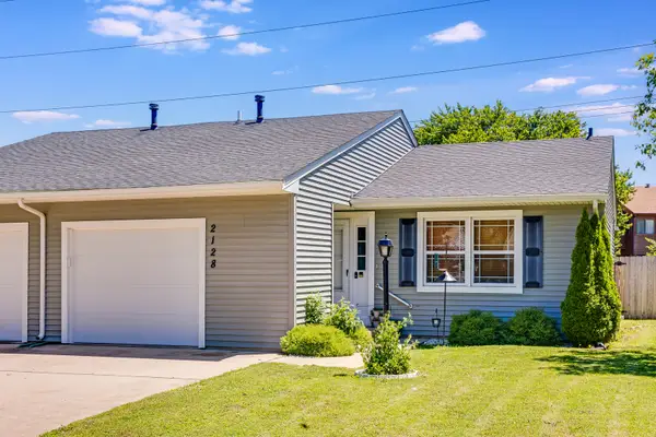 2128 Ivy Court, Champaign, IL 61821