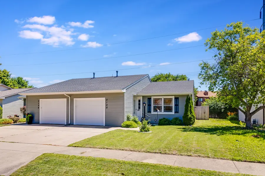 2128 Ivy Court, Champaign, IL 61821 - #2