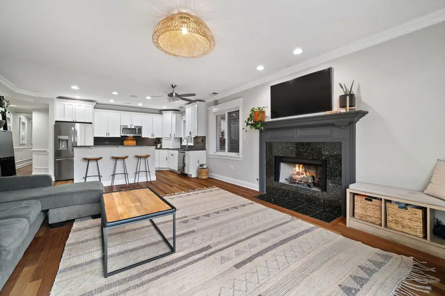 Address Withheld By Seller, Chicago, IL 60618 - #3