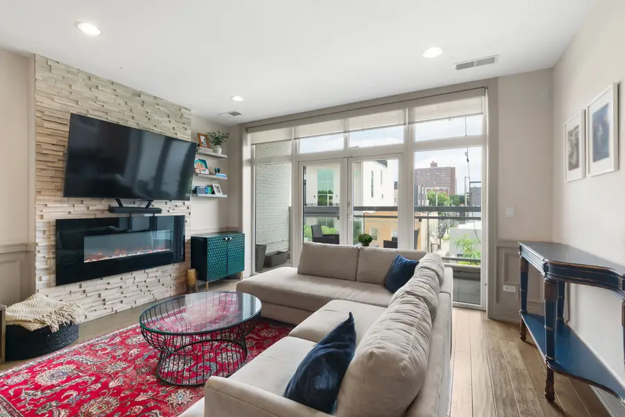 1601 W Pearson Street #3S, Chicago, IL 60622 - #2