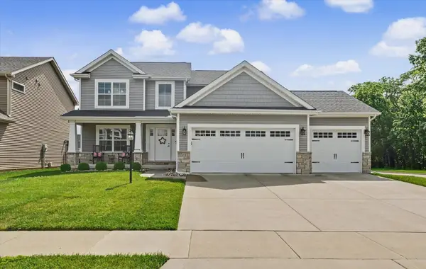 1312 Garwood Drive, Mahomet, IL 61853
